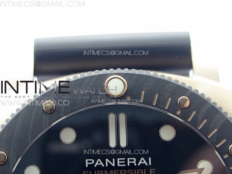 PAM1070 W VSF 1:1 Best Edition Black Dial on Black Rubber Strap P.900 Super Clone
